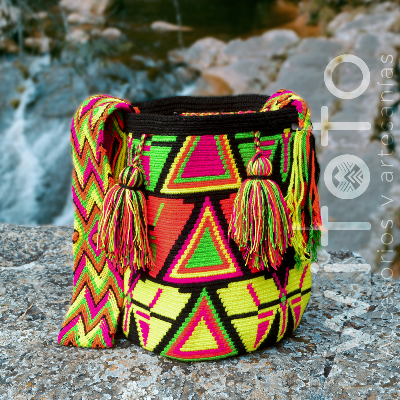 MOCHILA WAYUU DISEÑO #47